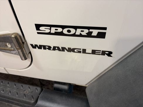 Used 2012 Jeep Wrangler Sport image 6