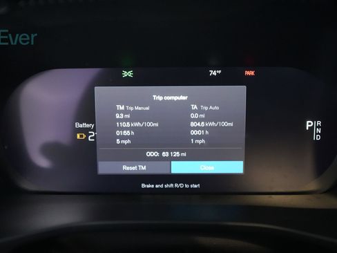 Used 2023 Volvo XC40 Recharge Ultimate AWD/4WD image 7