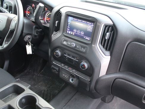 Used 2021 Chevrolet Silverado 1500 Custom Trail Boss w/ Midnight Edition image 21