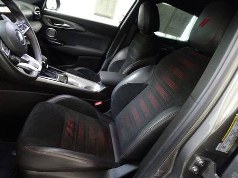 Certified 2024 Dodge Hornet R/T Plus AWD/4WD image 2