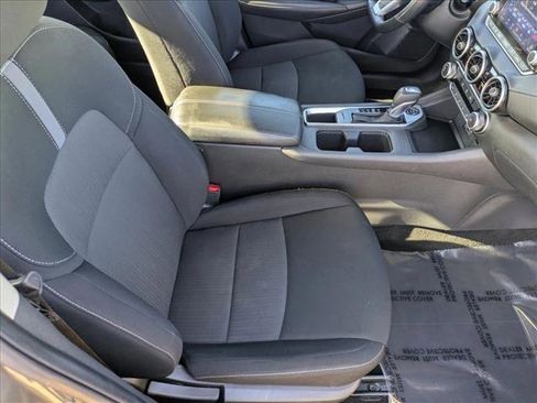 Used 2022 Nissan Sentra SV image 19