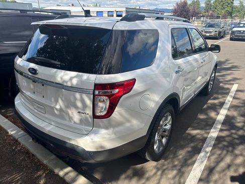 Used 2014 Ford Explorer Limited w/ Equipment Group 302A AWD/4WD image 3