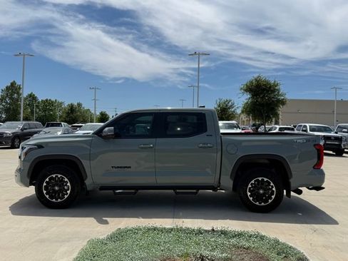 Used 2026 Toyota Tundra SR5 w/ TRD Off-Road Premium Package AWD/4WD image 7