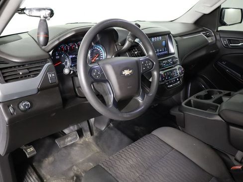 Used 2018 Chevrolet Tahoe 2WD image 19