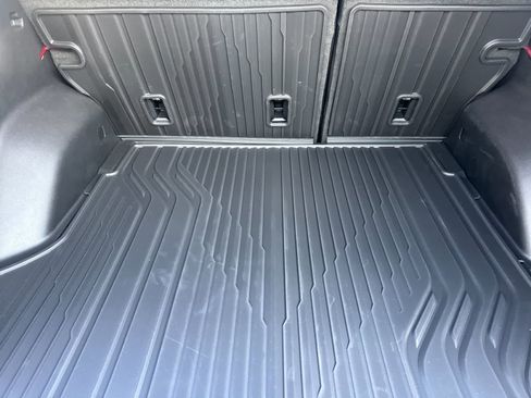 New 2026 Chevrolet Equinox EV LT image 15