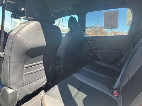 Used 2025 Subaru Forester Sport image 31