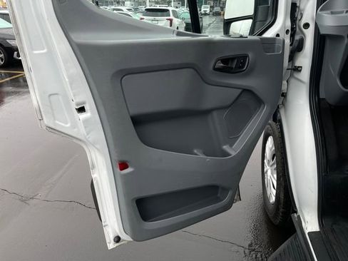 Used 2018 Ford Transit 350 XLT image 12
