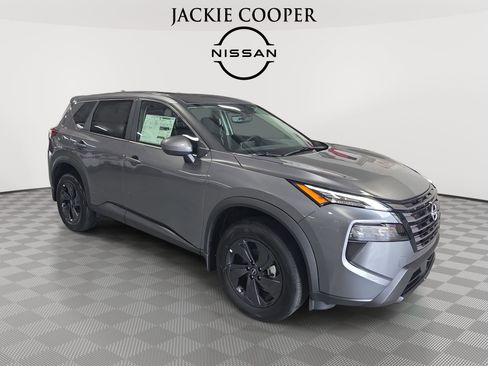 New 2026 Nissan Rogue SV w/ Cold Weather Package AWD/4WD image 3