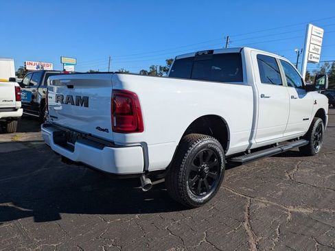 New 2026 RAM 2500 Laramie AWD/4WD image 4