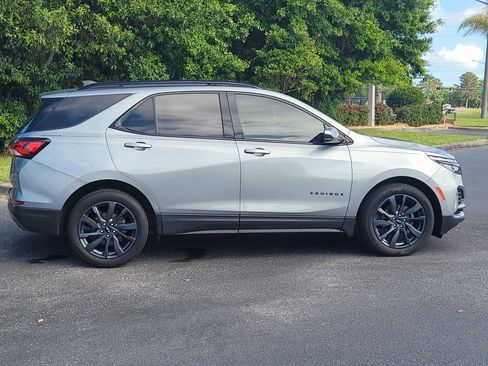 Used 2024 Chevrolet Equinox RS FWD image 8