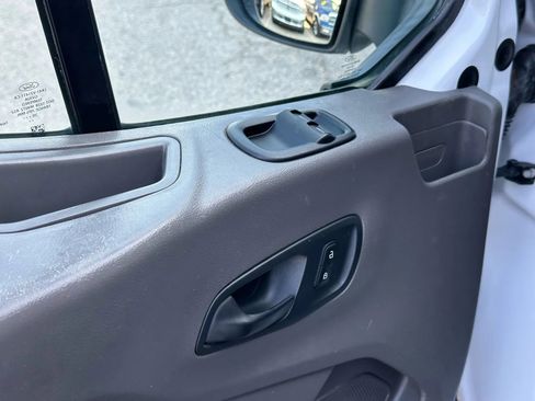 Used 2020 Ford Transit 150 XL image 12