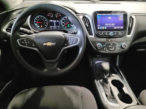 Used 2022 Chevrolet Malibu LS w/ Driver Confidence Package II FWD image 22