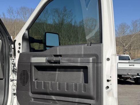 Used 2016 Ford F350 Lariat w/ Lariat Ultimate Package image 36