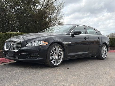 Used 2015 Jaguar XJ L Portfolio image 10
