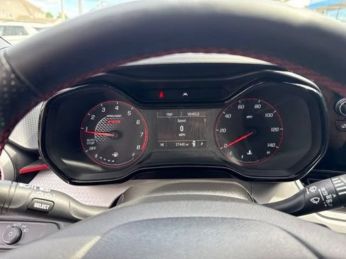 Used 2024 Chevrolet Trax RS w/ Driver Confidence Package FWD image 21