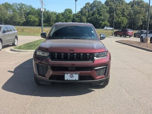 New 2026 Jeep Grand Cherokee Altitude AWD/4WD image 8