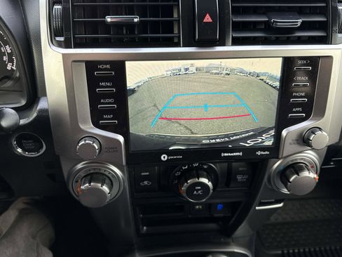 Used 2022 Toyota 4Runner SR5 Premium image 25