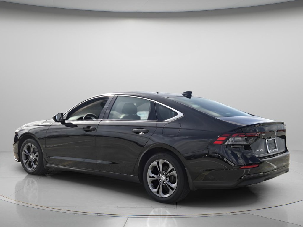 Certified 2023 Honda Accord EX image 8