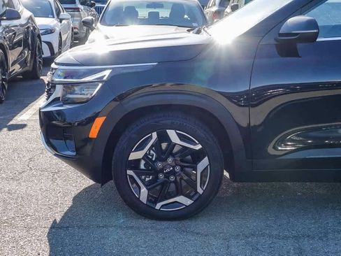 Certified 2024 Kia Seltos SX image 9