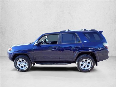 Used 2021 Toyota 4Runner SR5 Premium w/ Moonroof Package AWD/4WD image 2