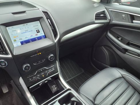 Used 2020 Ford Edge SEL w/ Convenience Package AWD/4WD image 19