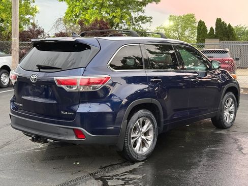 Used 2015 Toyota Highlander XLE AWD/4WD image 4
