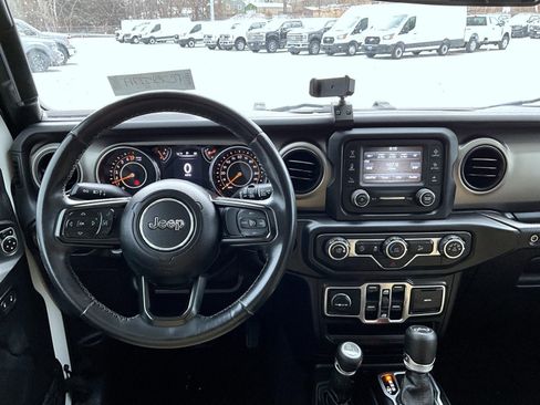 Used 2018 Jeep Wrangler Unlimited Sport S image 13
