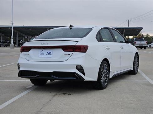 Used 2023 Kia Forte GT-Line w/ GT-Line Premium Package image 4