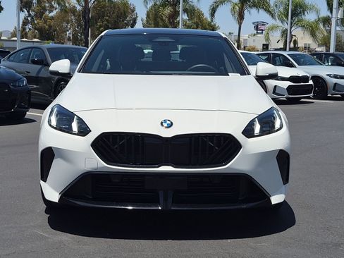 Used 2026 BMW 228i w/ Premium Package FWD image 3