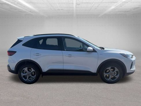 Used 2025 Ford Escape ST-Line Select AWD/4WD image 7
