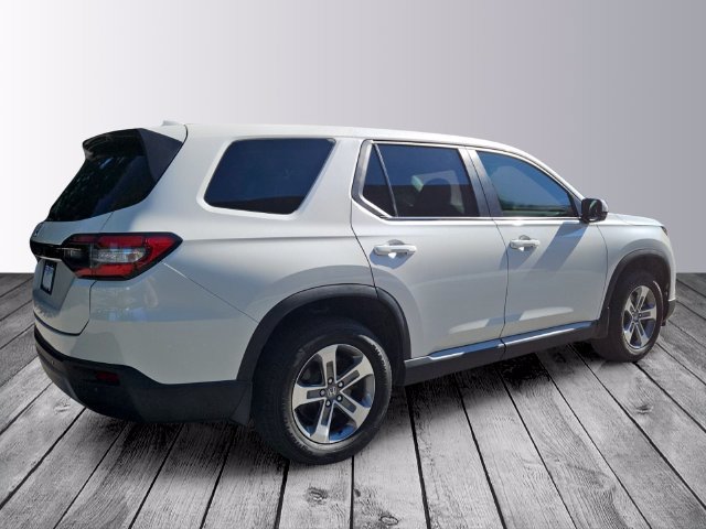 Certified 2024 Honda Pilot EX-L image 5