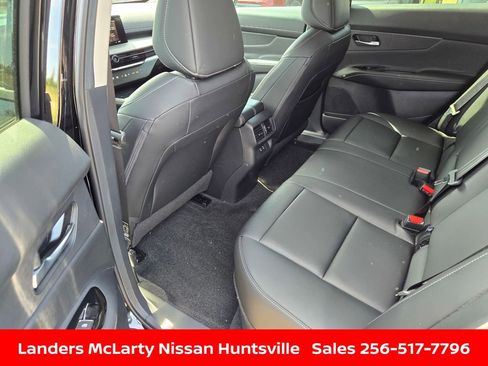 Used 2025 Nissan Murano SV AWD/4WD image 14