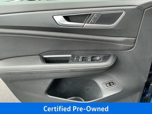 Certified 2025 Volkswagen Atlas Cross Sport SEL R-Line AWD/4WD image 13