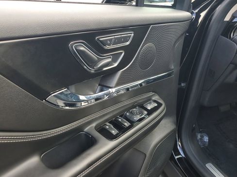 Used 2023 Lincoln Corsair Reserve image 19