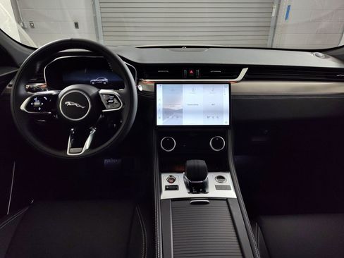 Used 2026 Jaguar F-PACE R-Dynamic S image 3