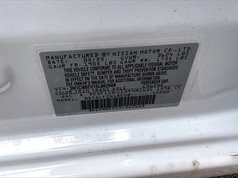 New 2025 Nissan Versa SV w/ Trunk Package image 39