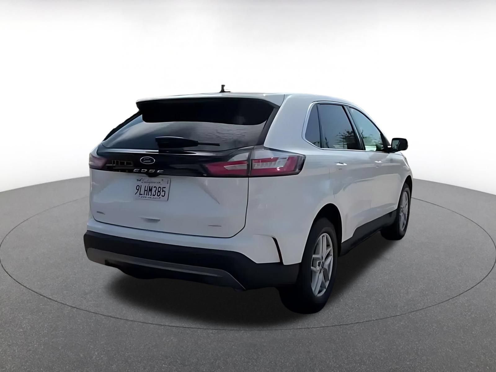 Used 2024 Ford Edge SEL AWD/4WD image 13