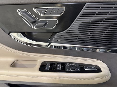 Used 2022 Lincoln Corsair FWD w/ Equipment Group 101A image 19