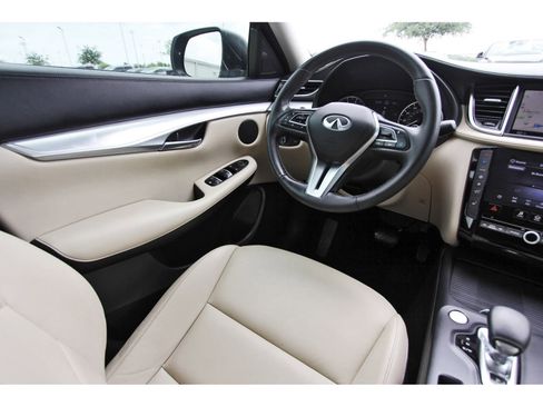 Used 2021 INFINITI QX50 Essential FWD image 11