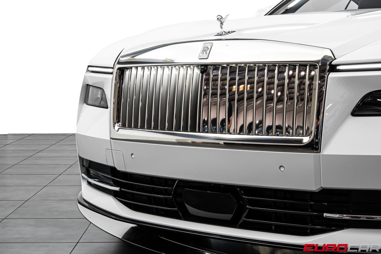 Used 2024 Rolls-Royce Spectre w/ Spectre Launch Package AWD/4WD image 12