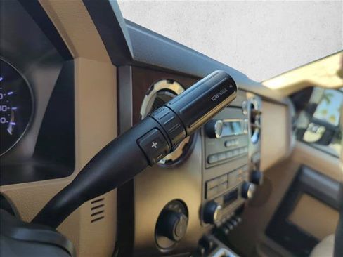 Used 2011 Ford F250 Lariat w/ Lariat Interior Pkg AWD/4WD image 16