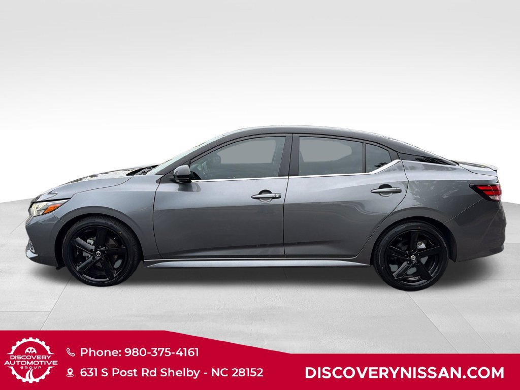Used 2022 Nissan Sentra SR w/ Midnight Edition FWD image 9