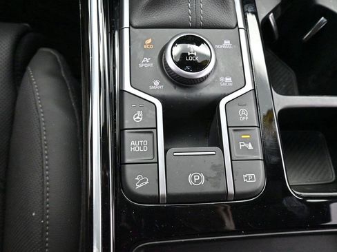Used 2024 Kia Sorento SX Prestige AWD/4WD image 28