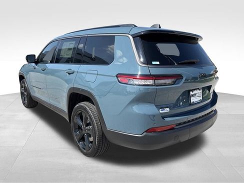 New 2026 Jeep Grand Cherokee L Limited w/ Limited Altitude Package AWD/4WD image 6