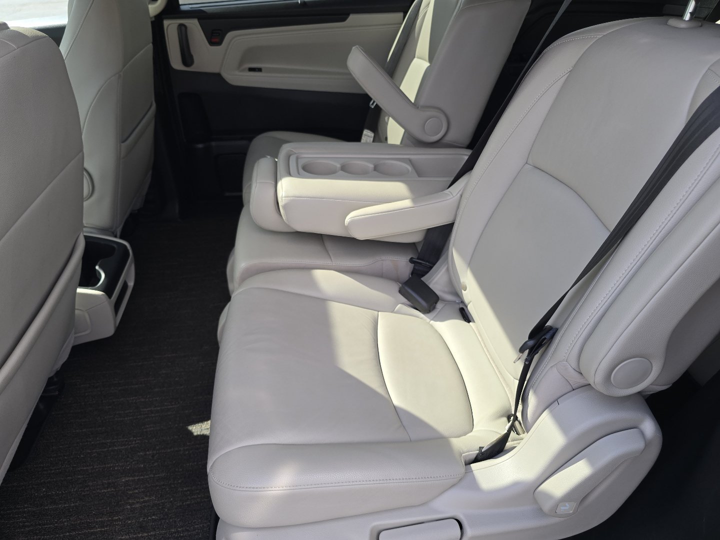 Used 2025 Honda Odyssey EX-L image 33