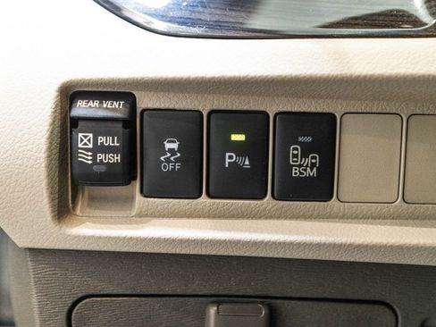 Used 2017 Toyota Sienna XLE w/ XLE Navigation Package AWD/4WD image 24