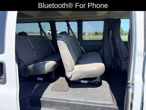 Used 2022 Chevrolet Express 3500 LS w/ Cold Climate Package RWD image 10