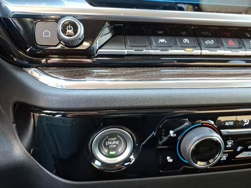 Used 2023 Chevrolet Silverado 1500 LT image 24