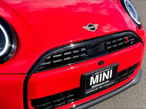 Used 2025 MINI Cooper S FWD image 30