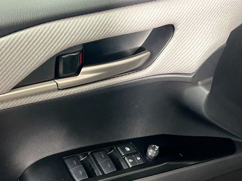 Used 2026 Toyota Camry SE FWD image 16
